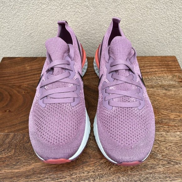 Nike Epic React Flyknit 2 Plum Dust Low Top Running Shoes BQ8927-500 Womens NEW - Picture 2 of 7